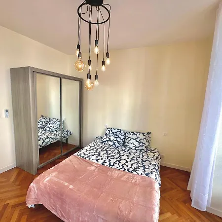 Superbe Appartament 3 Piece Dans Centre Appartement *